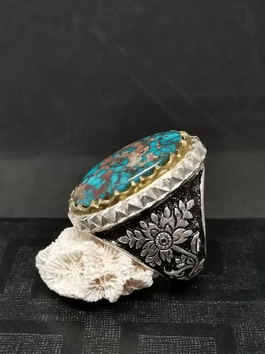 خاتم الفضة بحجر فيروز نيشابوري ايراني بصياغة جراح...