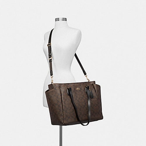 حقيبة اطفال كبيرة من كوتش