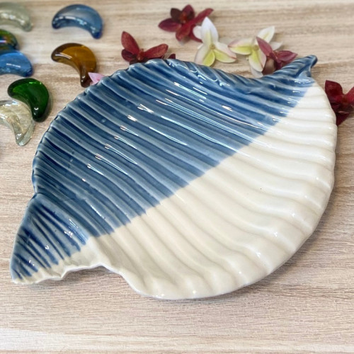 صحن بورسلان شكل السمكة