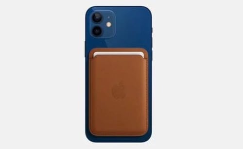 محفظة مغناطيسية لأيفون 12