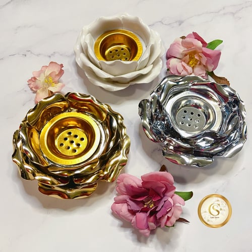 مبخر بشكل وردة الجوري (3الوان)