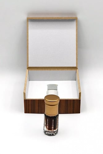 دهن عود تايلندي فاخر ربع توله