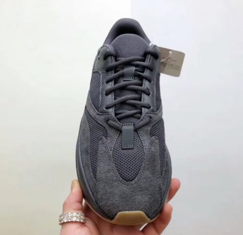 Adidas Yeezy Boost 700 Utility Black