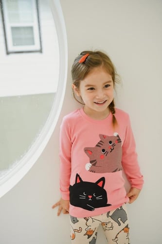 بيجامة بناتي cats