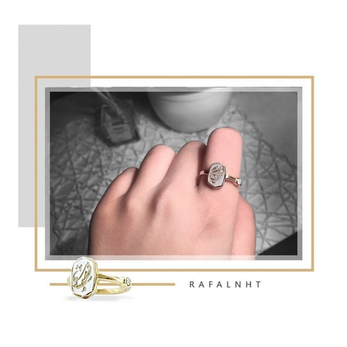 خاتم ملكي - حجر صغير مرصع بلزركون البراق فضه ايطال...