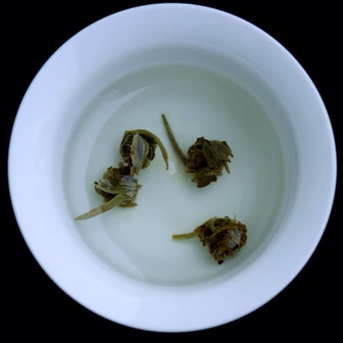 شاي اخضر بالياسمين الفاخر يسمى بشاي التنين الوزن 1...