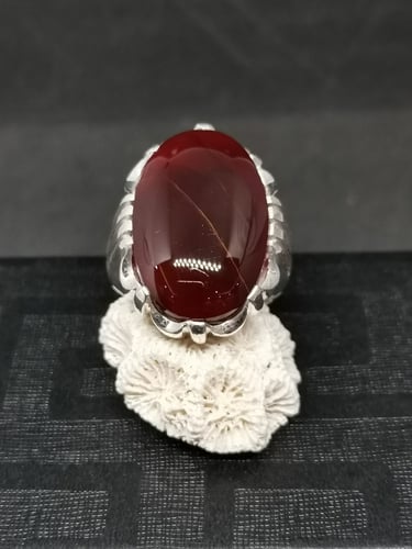 مخاتم الفضة بحجر عقيق يماني كرزي مزعفر بصياغة غلام...