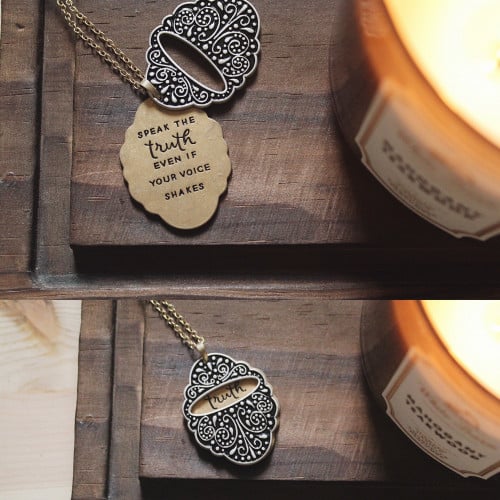 قلادة قل الحقيقة