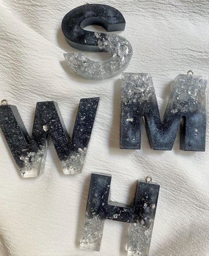 ميداليه احرف