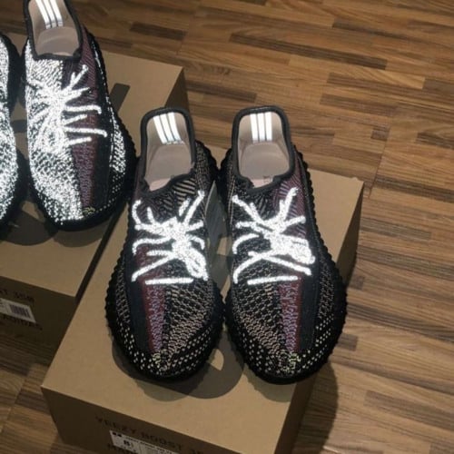 ( تسليم فوري ) adidas yeezy boost 350 V2 yecheil N...