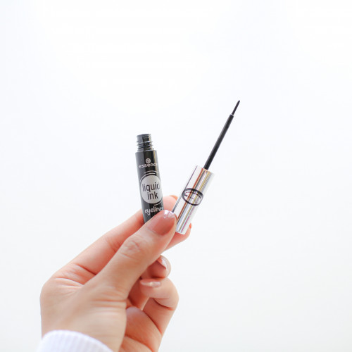 كحل عين سائل ميني ايسنس