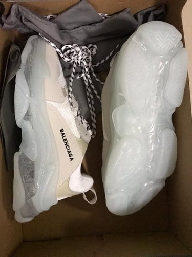 Balenciaga triple S White Clear Sole