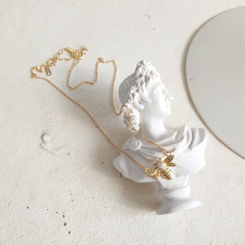 سلسلة نحلة ، من مجموعة باروك, من الفضة الاسترليني...