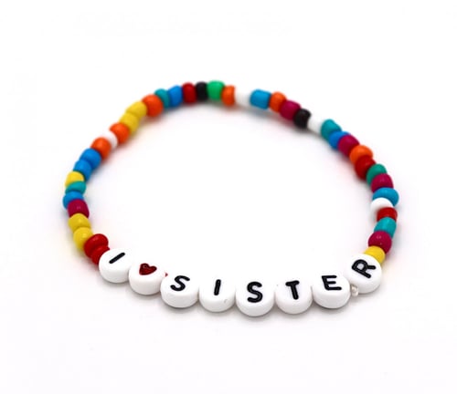 اسوارة أطفال عبارات بالخرز الملون