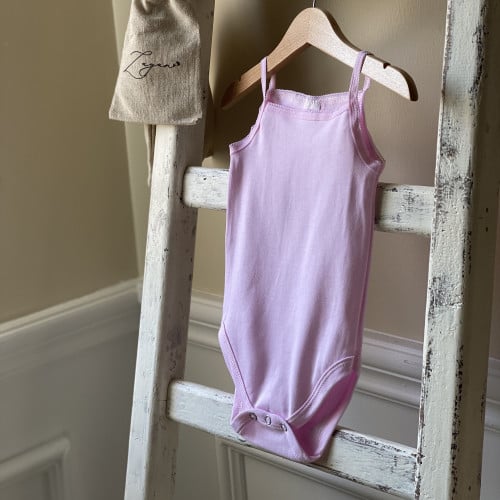 أفرول داخليِ خفيف بناتيِ للمواليد باللون الوردي .