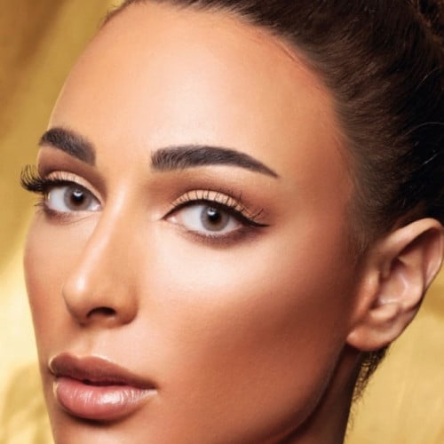 انستازيا - ادكت ازور