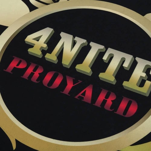 لبادة لون ذهبي