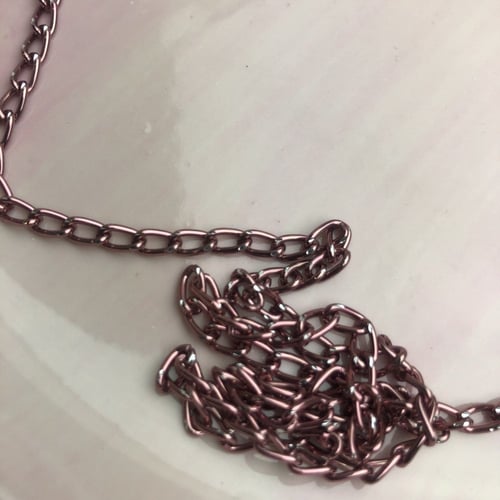 تعليقه نظاره باللون الوردي النحاسي