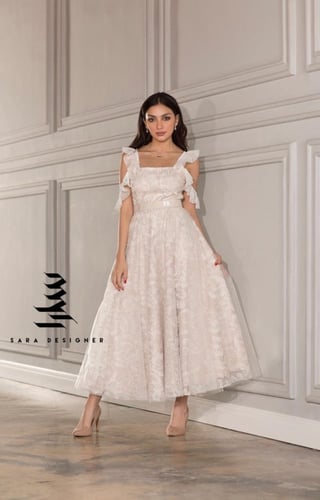 فستان بيج بتطريز ورد