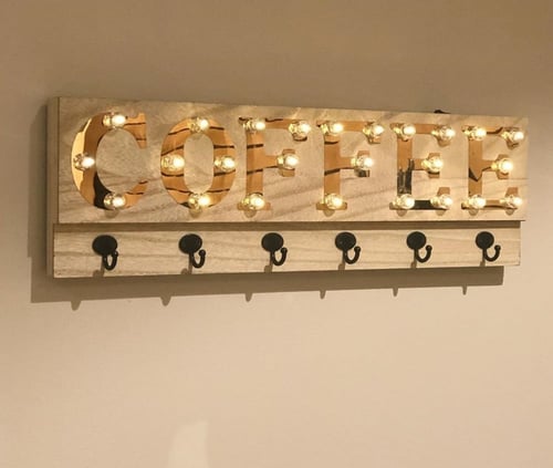 لوحة كوفي تعليق مضيئة عالبطارية