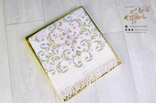 سجادة صلاة تركي فاخرة بعلبة 65x110 سم