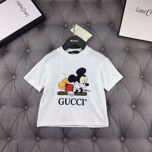 شيالة قوتشي بناتي قطعتين تي شيرت+شيالة