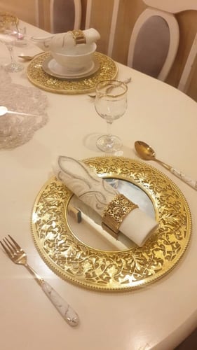 قاعدة مرايا - ذهبي