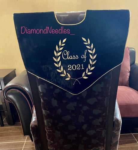 وشاح تخرج تطريز - قماش قطيفة