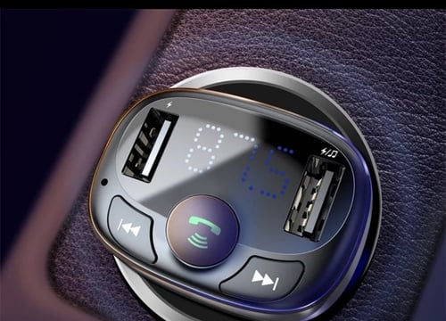 شاحن سيارة وقطعة بلوتوث 2 في 1