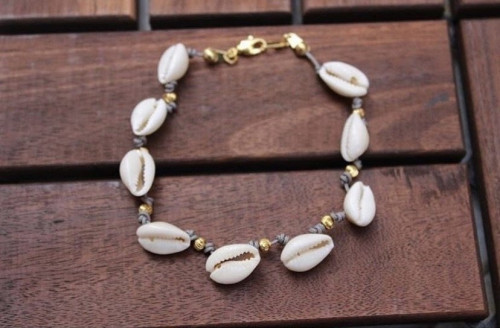 خلخال صدف مع خيط رمادي