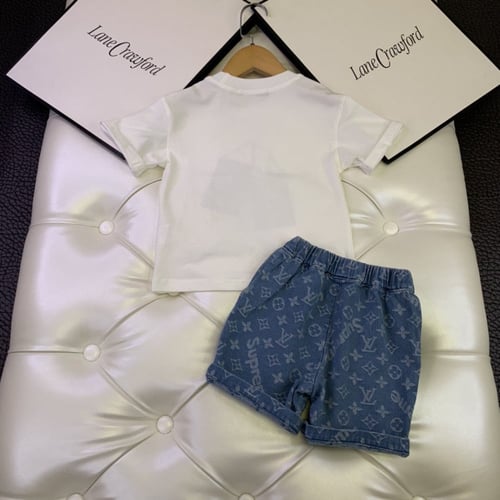 بدلة لويس فيتون ولادي قطعتين