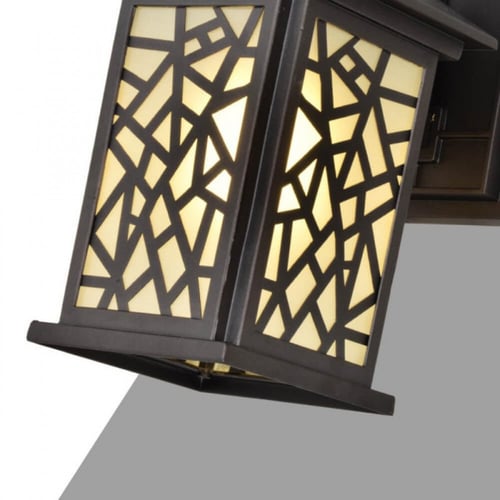 فانوس جداري مربع مع زجاج مزخرف