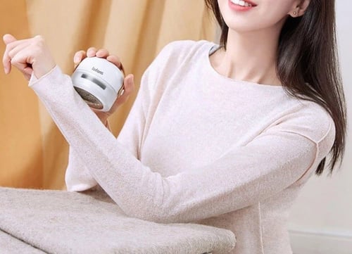 جهاز ازالة وبر الملابس ميني - قابل للشحن