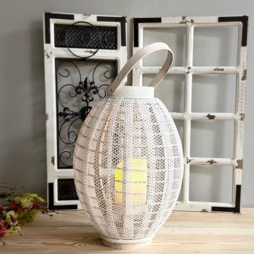 فانوس أبيض خشب ريفي بيضوي بكاس للشمع