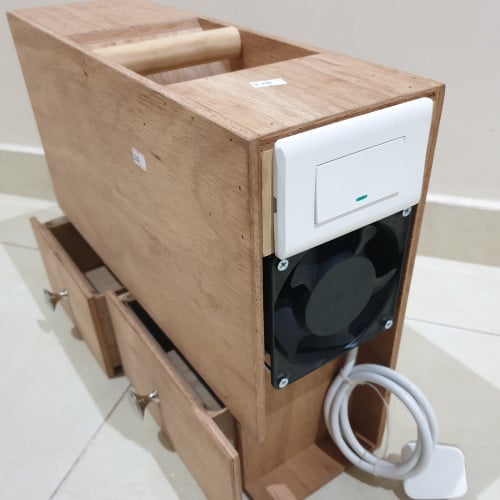 جهاز تنظيف اكل الطيور