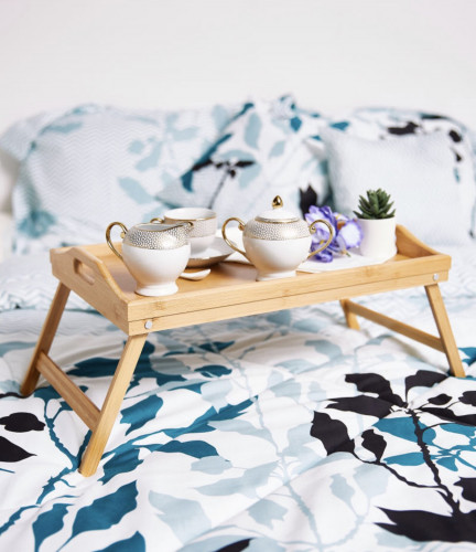 طاولة سرير قابله للطي