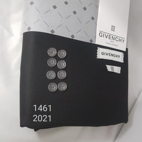 4 اقمشة شتوي 2026 والخامس محاني الالوان حسب طلب ال...