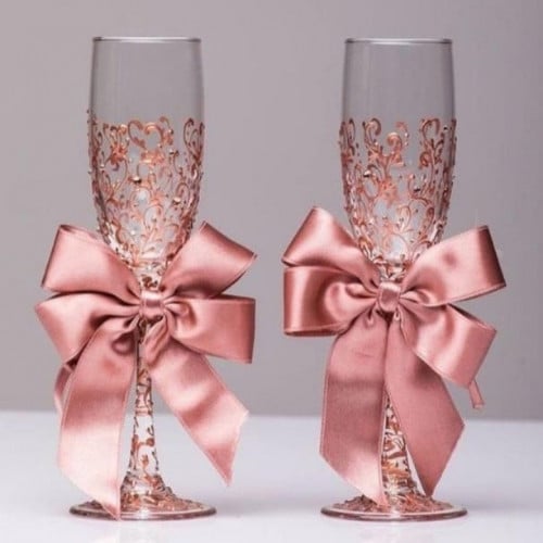 طقم عرسان مكون من 12 قطعة مزين بشرائط الساتان