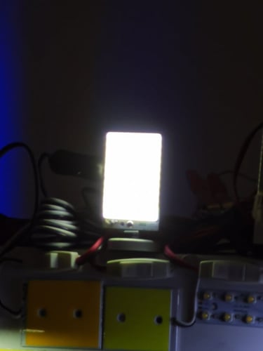 لمبة الرحال 12 فولت