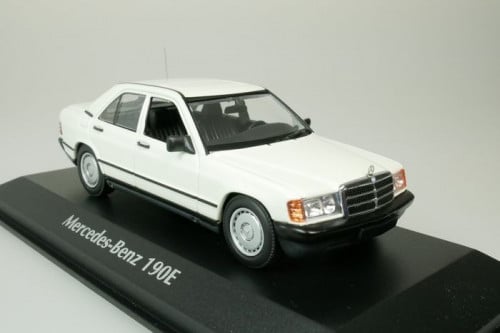 RARE Mercedes-Benz 190i 1984, white, 1:43 MaxiCham...