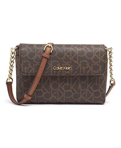 شنطة نسائية من كالفن كلاين