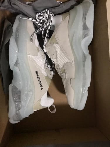 Balenciaga triple S White Clear Sole