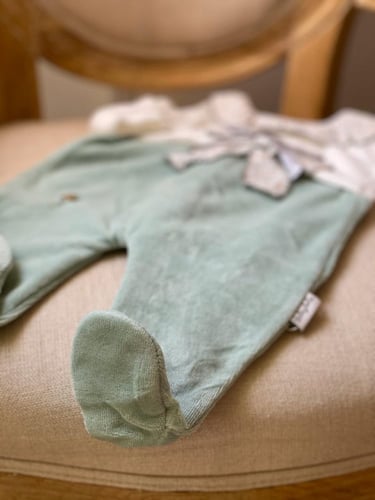 أفرول بناتي مُخمل أنيق بِ أبه ، وفيونكة .