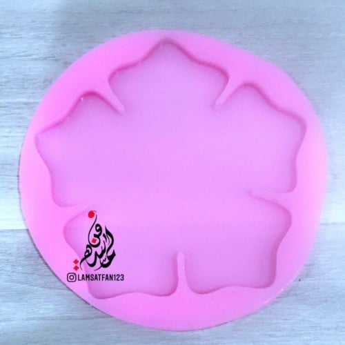 قالب الوردة الخماسية بمقاسات متعددة