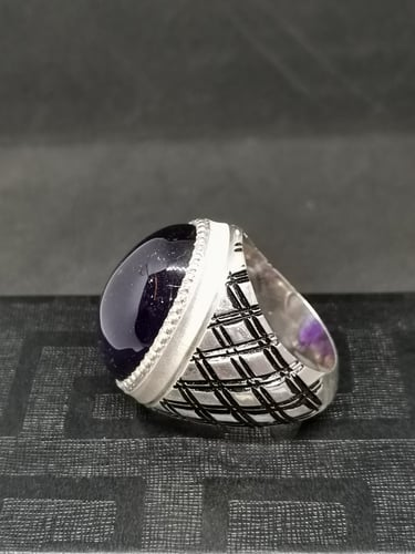 عخاتم الفضة بحجر الجمشت الاماتست بصياغة الأستاذ ام...