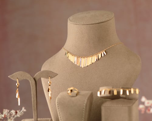 طقم ذهب عيار 21