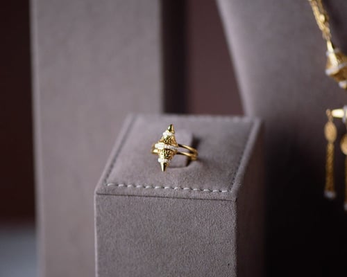 طقم بحريني ملكي ذهب عيار 21