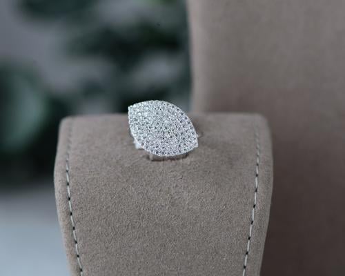 خاتم ذهب أبيض عيار 18