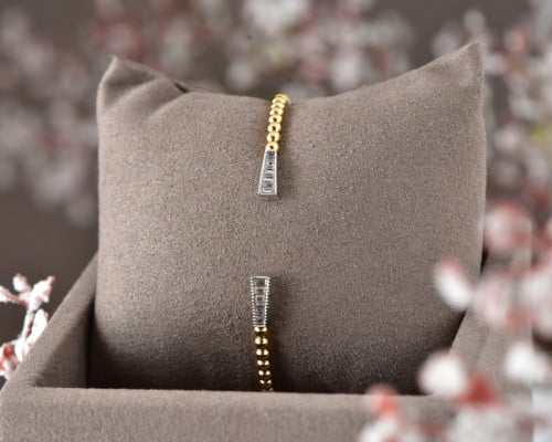 سوارة ذهب عيار 18 بتصميم الألماس