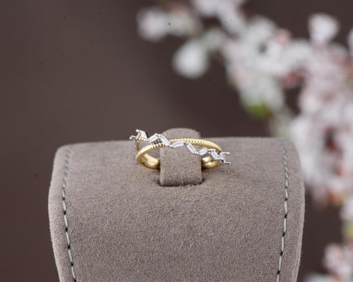 خاتم ذهب عيار 18 تصميم ألماس